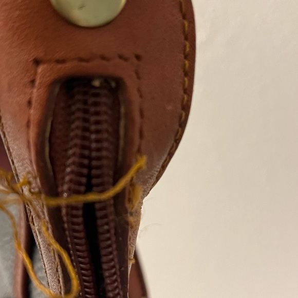 Vintage Liz Claiborne genuine leather purse - Picture 6 of 8